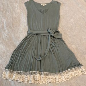 Miami brand dress green and cream size small